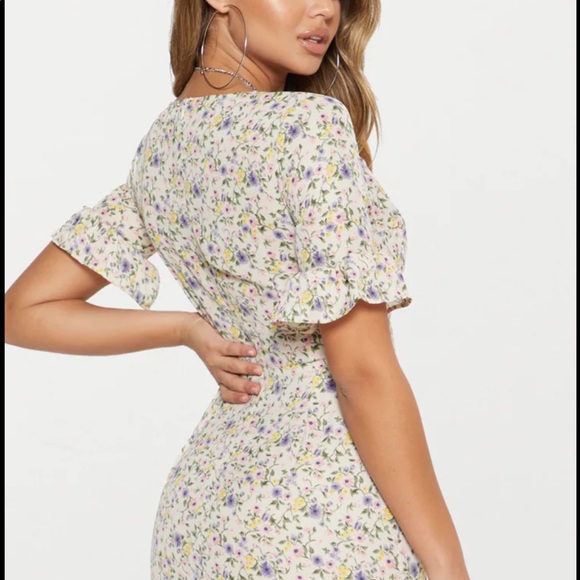 Sold Pretty Little Thing floral dress UK 6 - Picture 2 of 5